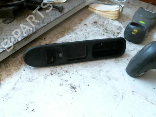 Used Right front window switch PEUGEOT 307 (3A/C) 2.0 HDi 90 (90 hp) 22041944