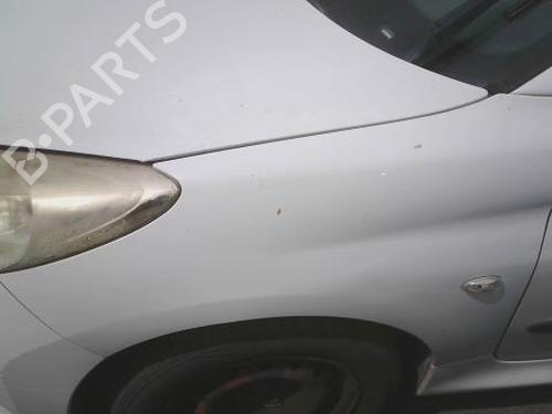 Used Left front fenders Left front fenders 38257742 38257742