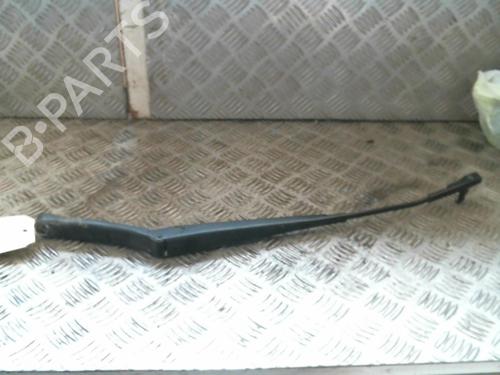 Used Front windshield wiper arm AUDI A3 (8P1) 2.0 TDI 16V (140 hp) 21000059