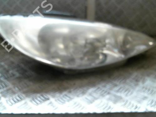 Used Right headlight PEUGEOT 206 CC (2D) 1.6 HDi 110 (109 hp) 20989988
