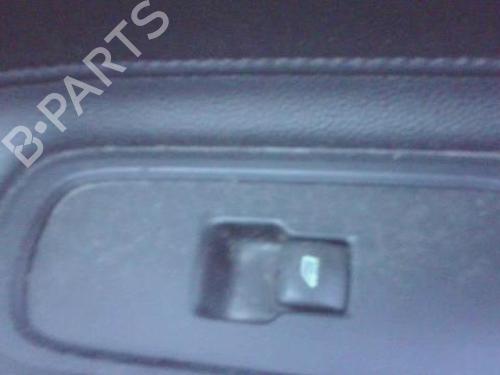 Mando elevalunas delantera derecho VOLVO C70 II Convertible (542) D3 (150 hp) 31362922