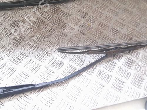 Front windshield wiper arm FIAT PUNTO (188_) 1.9 JTD | BP26615076C143 