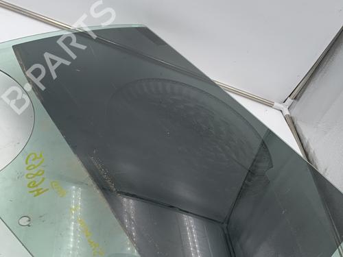 rear-right-door-window-dacia-sandero-iii-2021-30444075 main image