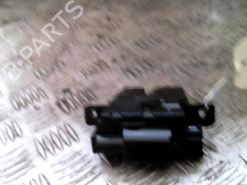 Used Switch NISSAN MICRA III (K12) 1.2 16V (80 hp) 22064558