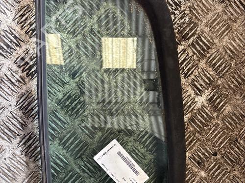 rear-right-door-window-renault-clio-iii-br01-cr01-2005-2006-2007-2008-2009-2010-2011-2012-2013-2014-35988962 main image