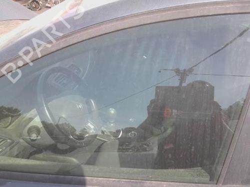 front-left-door-window-renault-megane-iii-hatchback-bz01_-b3_-2008-39458998 main image
