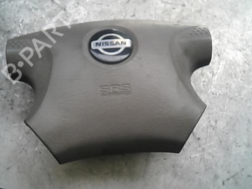 Used Driver airbag NISSAN MICRA II (K11) 1.0 i 16V (K11) (60 hp) 22037360