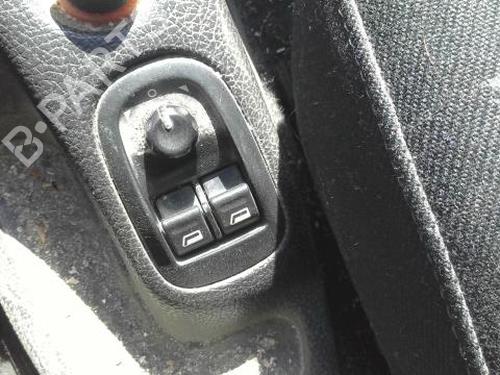 Used Switch PEUGEOT 206 Hatchback (2A/C) 1.4 HDi eco 70 (68 hp) 27698147