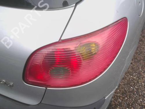 Used Right taillight PEUGEOT 206 Hatchback (2A/C) 1.4 HDi eco 70 (68 hp) 31709478