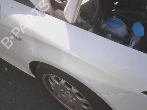 Used Right front fenders Right front fenders 37500570 37500570