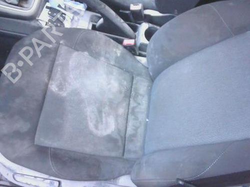 Fahrersitz für VW POLO V (6R1, 6C1) 1.2 TDI (75 hp) 31802157