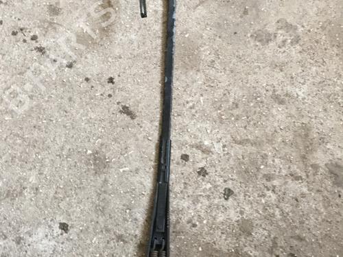 Used Front windshield wiper arm Front windshield wiper arm CITROËN JUMPY I Van (BS_, BT_, BY_, BZ_) 1.9 D 70 (69 hp) 33848267 33848267