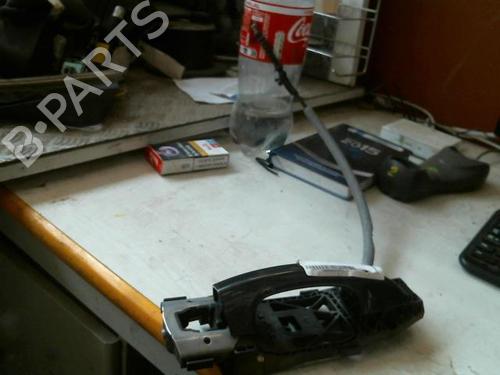 Used Front left exterior door handle VW GOLF VI (5K1) 2.0 TDI (170 hp) 20990144