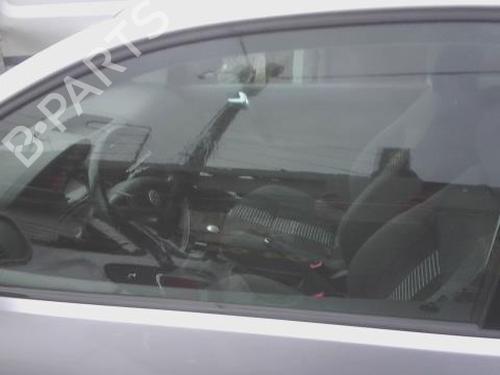 Used Front left door window VW POLO IV (9N_, 9A_) 1.2 (60 hp) 32183229