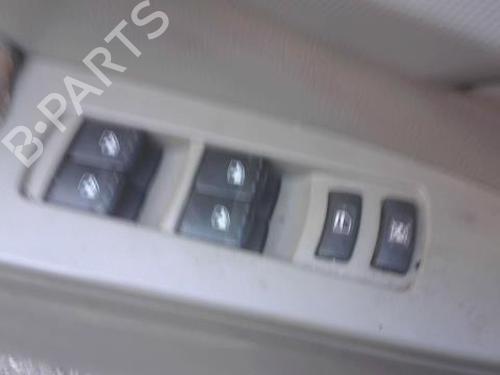 Used Left front window switch Left front window switch SSANGYONG KYRON 2.7 Xdi 4x4 (165 hp) 32673943 32673943