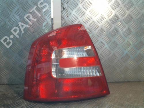Left taillight SKODA OCTAVIA II (1Z3) 2.0 TDI | BP20987368C34 