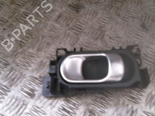 Højre bagtil invendig håndtag CITROËN C3 III (SX) 1.2 THP 110 (SXHNPS, SXHNZT, SXHNZ6) (110 hp) 23803685
