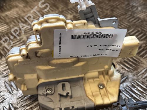 Electronic module SKODA SUPERB II (3T4) 2.0 TDI | BP31183939M83 - Image 3