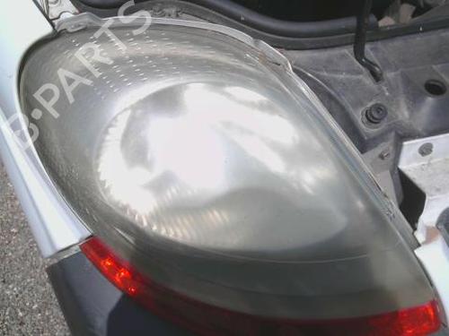 Used Right headlight RENAULT TRAFIC II Van (FL) 1.9 dCi 80 (FL0B) (82 hp) 28541969