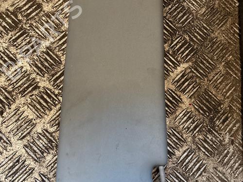 Used Right sun visor Right sun visor 36517384 36517384
