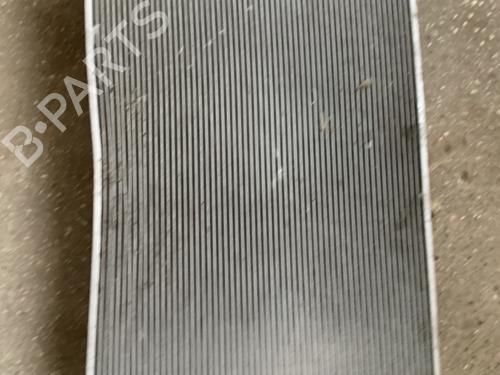 Used Water radiator Water radiator 37748147 37748147