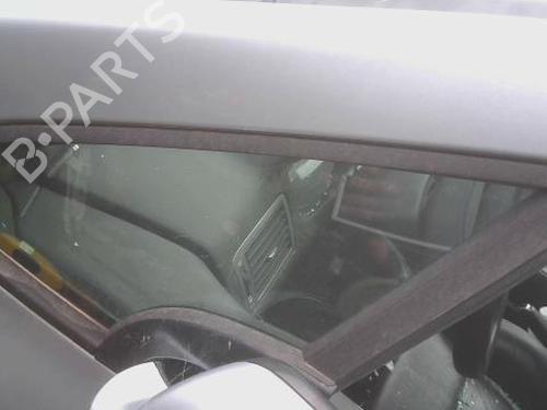 Venstre foran trekantet rude Venstre foran trekantet rude PEUGEOT 307 CC (3B) 2.0 16V (136 hp) 36143349 36143349