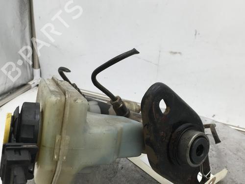 Used Brake master cylinder Brake master cylinder FORD FIESTA IV (JA_, JB_) 1.25 i 16V (75 hp) 33831244 33831244