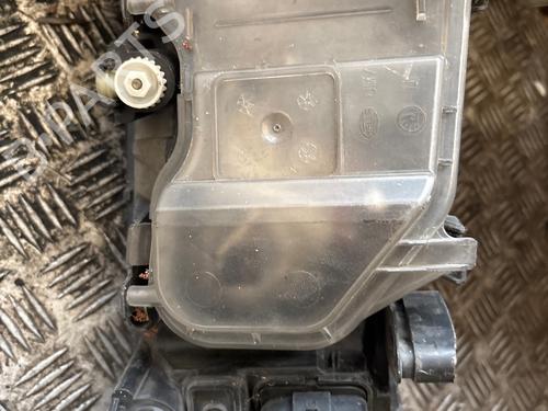 Used Left headlight Left headlight 37024096 37024096