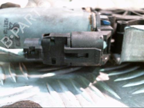 Used Front right window mechanism Front right window mechanism RENAULT KANGOO (KC0/1_) 1.4 (KC0C, KC0H, KC0B, KC0M) (75 hp) 21001092 21001092