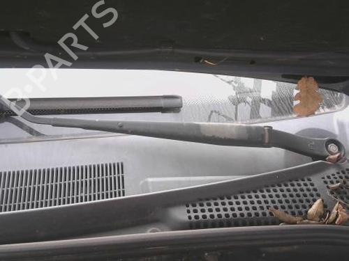 front-windshield-wiper-arm-ssangyong-kyron-2005-2006-2007-2008-2009-2010-2011-2012-2013-2014-32528556 main image