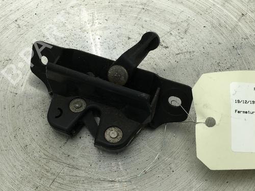 Used Tailgate lock PEUGEOT 106 II (1A_, 1C_) 1.1 i (60 hp) 31218162