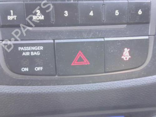 Used Warning switch HYUNDAI ix35 (LM, EL, ELH) 1.7 CRDi (116 hp) 30485381