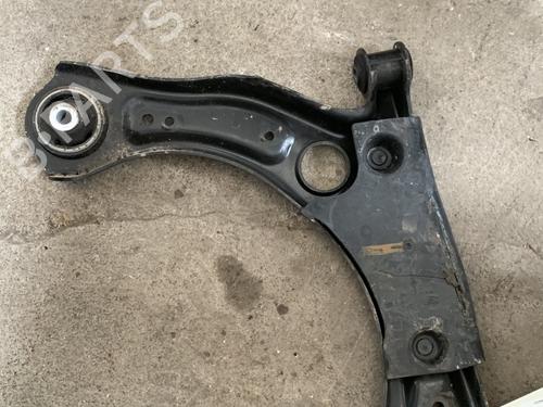 Used Left front suspension arm VW POLO VI (AW1, BZ1, AE1) 1.0 MPi (80 hp) 30444254