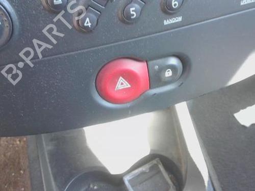 Used Warning switch Warning switch RENAULT CLIO III (BR0/1, CR0/1) 1.5 dCi (BR17, CR17) (86 hp) 33118646 33118646