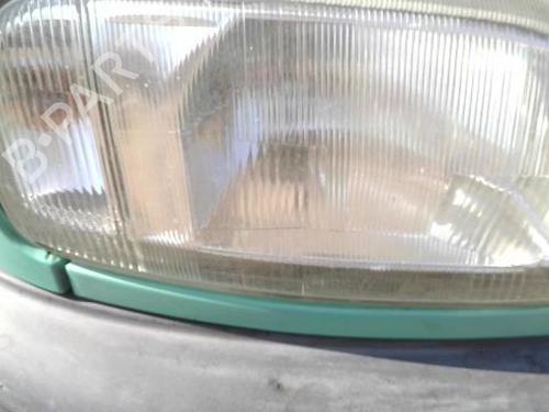 Used Right headlight NISSAN MICRA II (K11) 1.0 i 16V (54 hp) 27172620