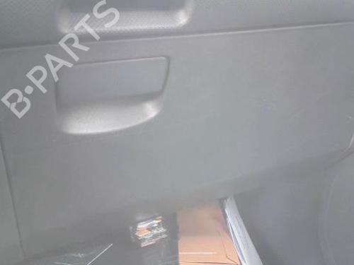 Used Glove box TOYOTA YARIS (_P9_) 1.3 VVT-i (SCP90_, SCP90R) (87 hp) 33002097