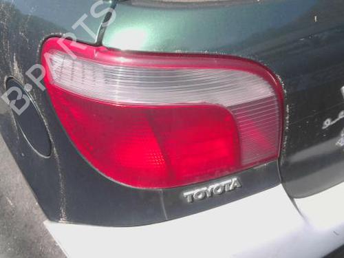 left-taillight-toyota-yaris-_p1_-1999-2000-2001-2002-2003-2004-2005-36557069 main image