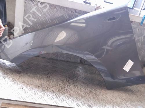 Used Left front fenders BMW 1 (E87) 118 d (143 hp) 24999266