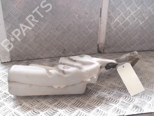 Used Windscreen washer tank RENAULT CLIO III (BR0/1, CR0/1) 1.5 dCi (BR17, CR17) (86 hp) 25304938