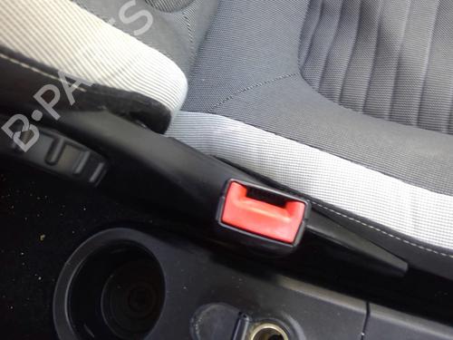 Engate do cinto RENAULT TWINGO III (BCM_, BCA_) 1.0 SCe 70 (BCMB) (69 hp) 26286937