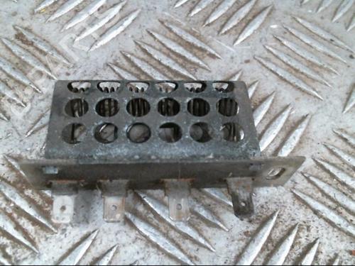 Used Heater resistor RENAULT TRAFIC Van (T_, P_, V_) 2.5 D (75 hp) 22036375