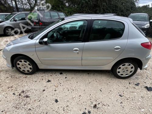 Brugte PEUGEOT 206 Hatchback (2A/C) 1.4 HDi eco 70 (68 hp) 4392908