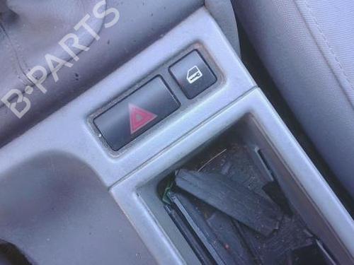 Used Warning switch Warning switch BMW 3 Touring (E46) 320 d (150 hp) 34479789 34479789