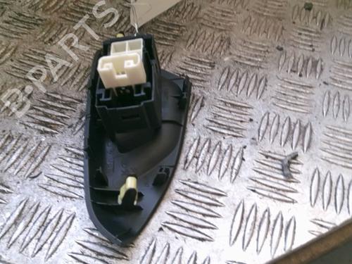 right-front-window-switch-peugeot-108-2014-27150365 main image
