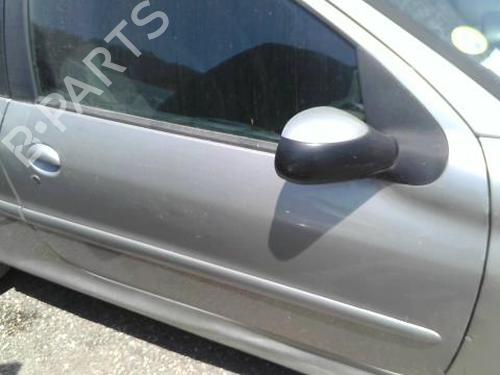 Used Right front door PEUGEOT 206 Hatchback (2A/C) 1.6 16V (109 hp) 26888472