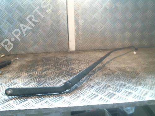 Used Front windshield wiper arm FORD FUSION (JU_) 1.4 TDCi (68 hp) 20993357