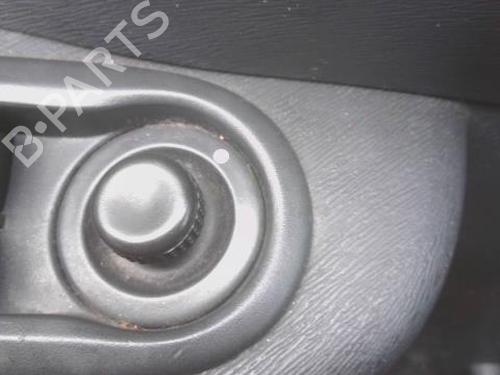 Commande retroviseurs RENAULT TWINGO II (CN0_) 1.2 16V (CN04, CN0B) (75 hp) 32981987