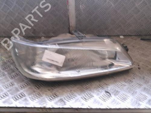Used Right headlight Right headlight PEUGEOT 306 Break (7E, N3, N5) 1.4 (75 hp) 26879953 26879953