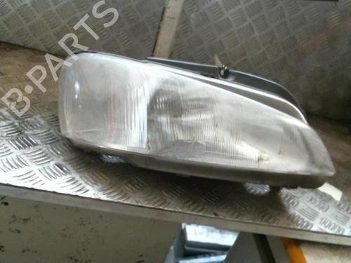 Used Right headlight PEUGEOT 106 II (1A_, 1C_) 1.1 i (60 hp) 20990728
