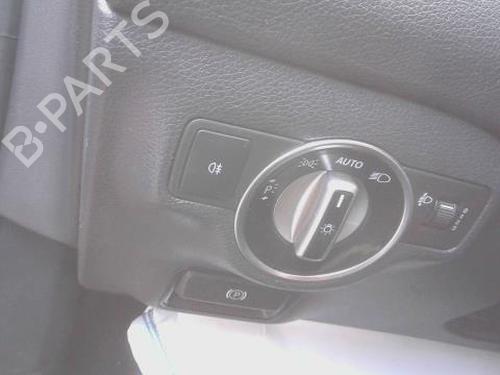 Used Headlight switch MERCEDES-BENZ CLA Coupe (C117) CLA 220 CDI / d (117.303) (163 hp) 32019820